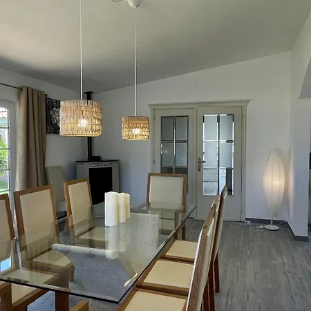 别墅 Laranjal - Private Pool - 10 Guests -