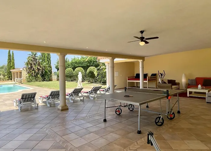 Villa Laranjal - Private Pool - 10 Guests - Quarteira