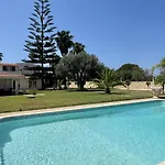 Laranjal - Private Pool - 10 Guests - Villa *